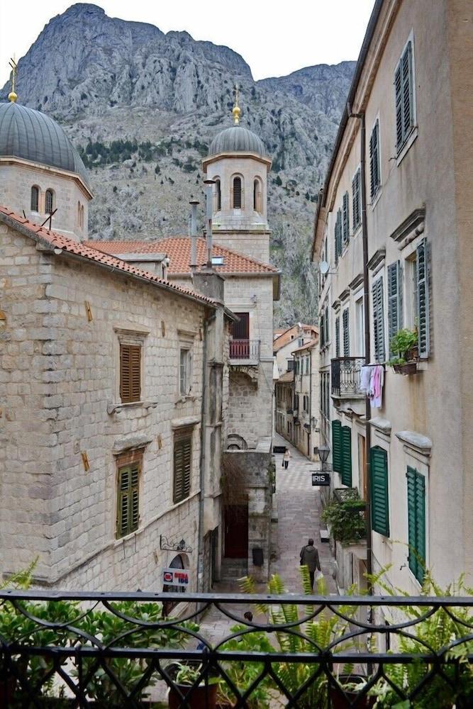 Hotel Marija Kotor Bagian luar foto