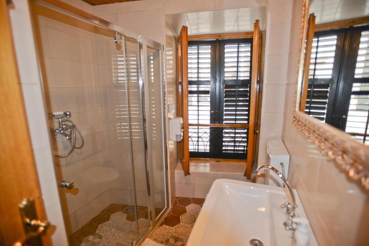 Hotel Marija Kotor Bagian luar foto